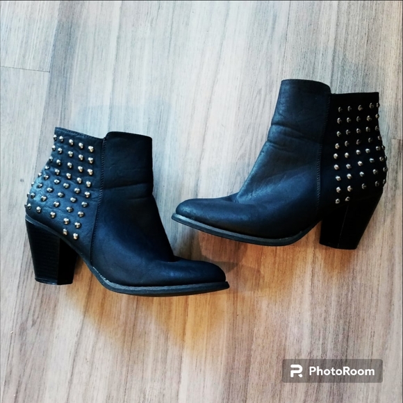 Extreme Shoes - Extreme Eddie Marc Studded Motorcycle Ankle Booties Sz 9 3" Heels
